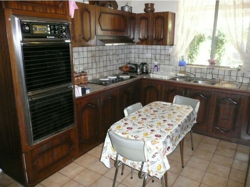 13 Seventh Avenue, St Morris SA 5068