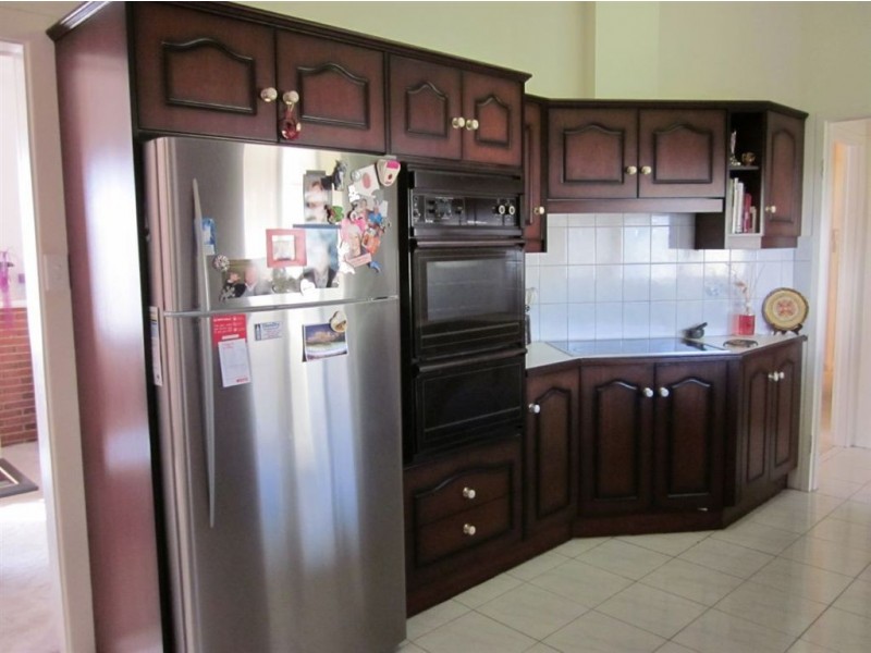 5 Karyn Avenue, Campbelltown SA 5074