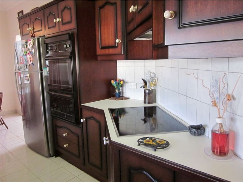 5 Karyn Avenue, Campbelltown SA 5074