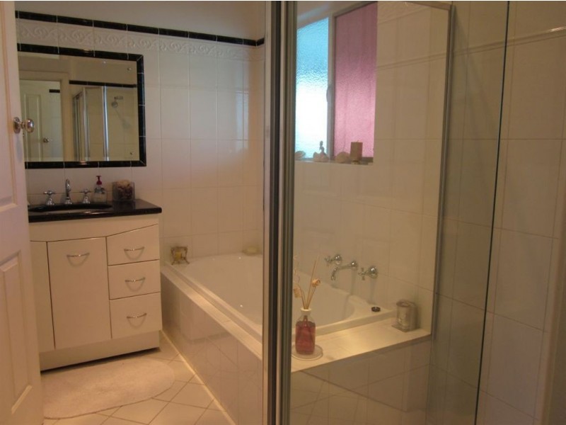 5 Karyn Avenue, Campbelltown SA 5074