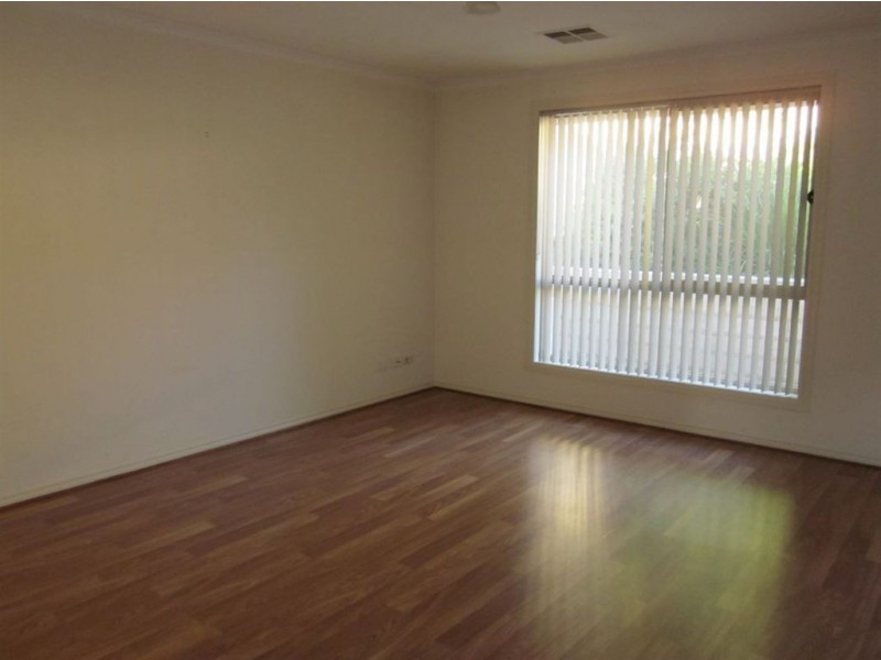 7B Frances Avenue, Para Hills SA 5096