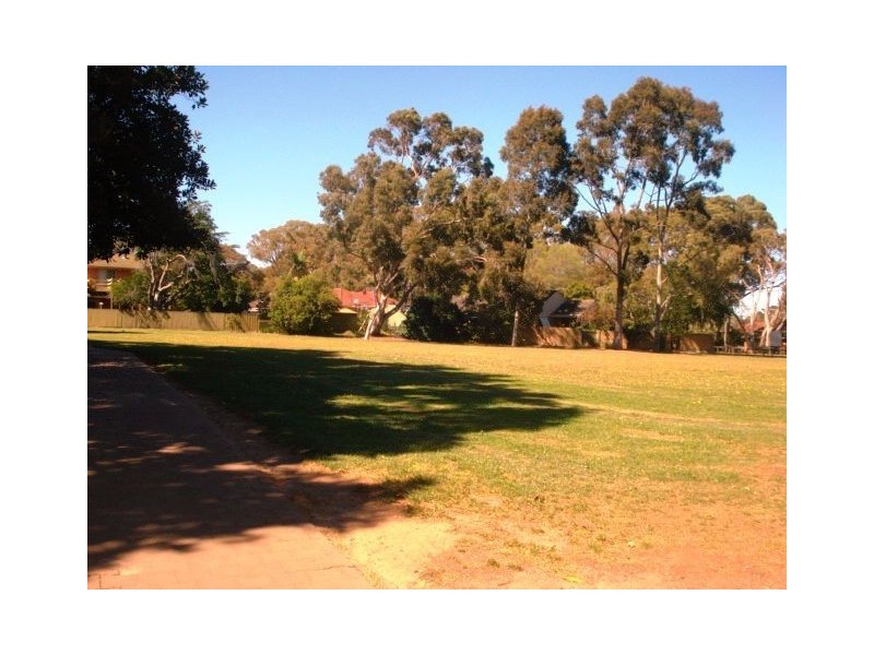 14 Hamish Grove, Rostrevor SA 5073
