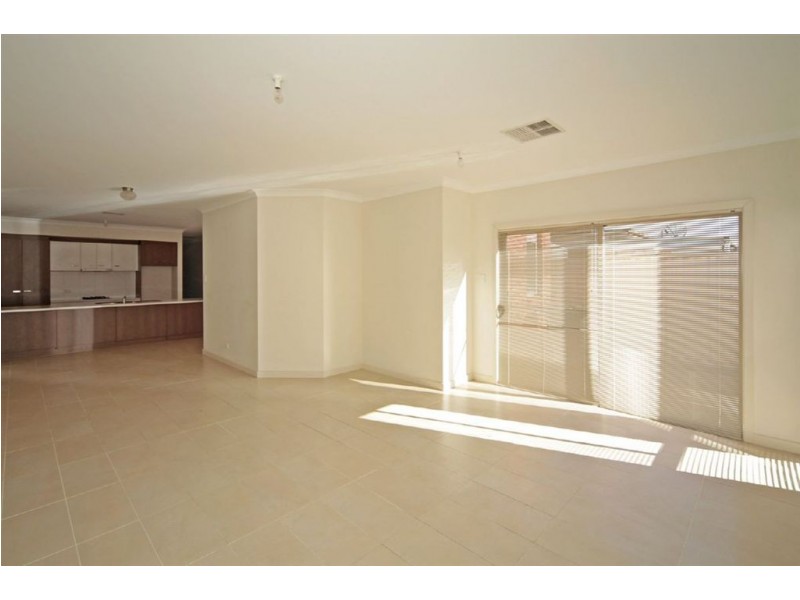 11A Liascos Avenue, Newton SA 5074