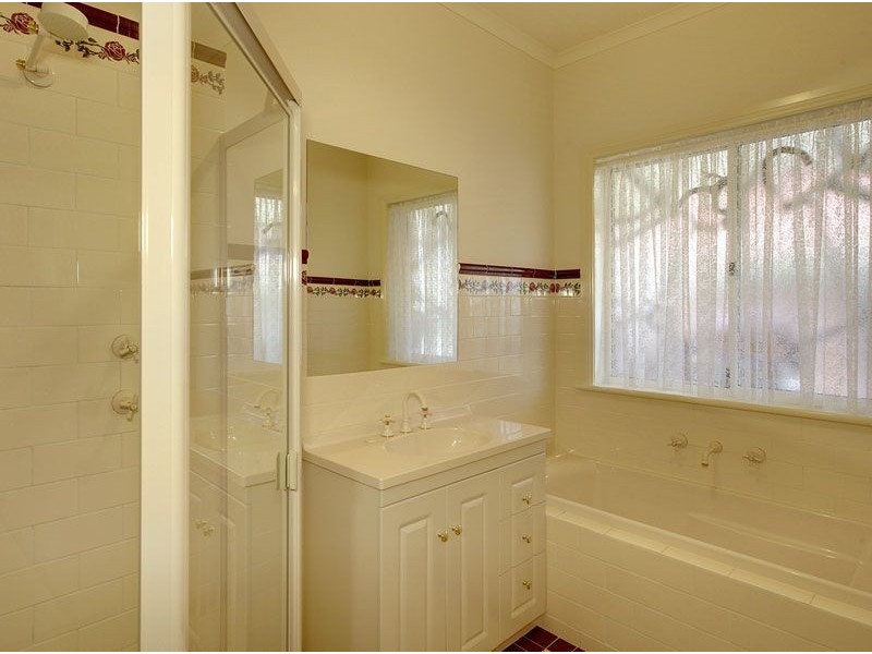 13 Everglade Street, Mawson Lakes SA 5095