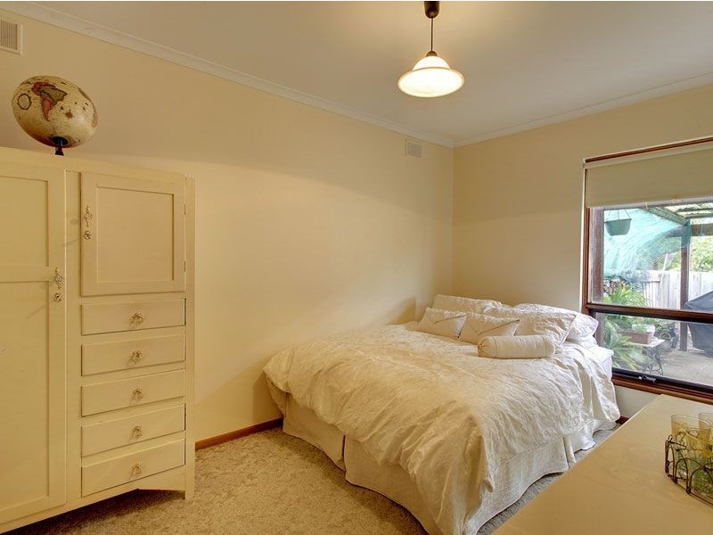 14 Clark Crescent, Paradise SA 5075