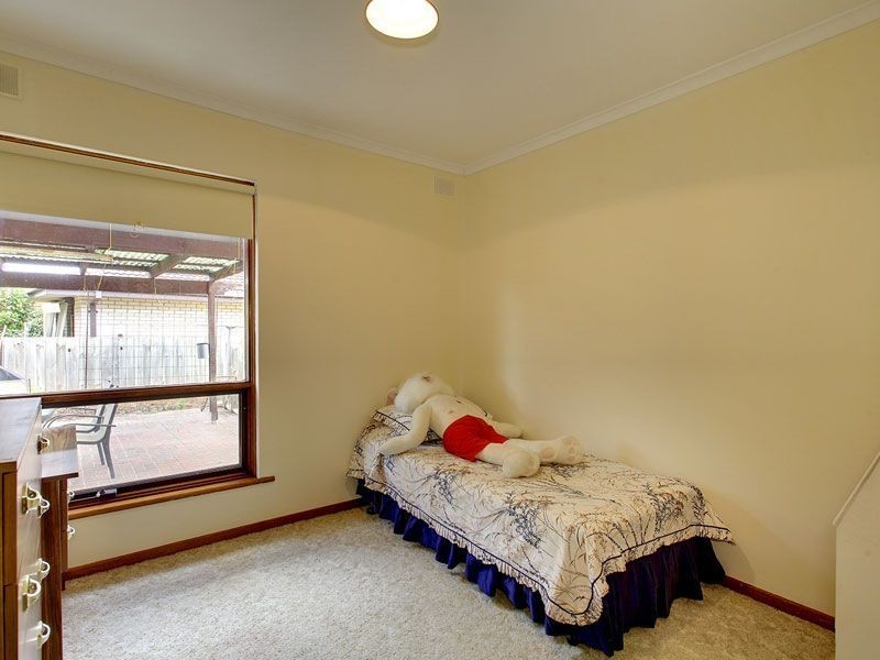 14 Clark Crescent, Paradise SA 5075