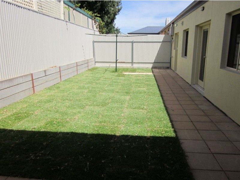 2/18A Farmer Street, Newton SA 5074