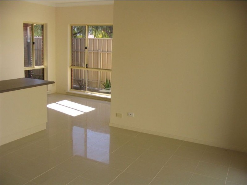 11 Falcon Avenue, Hampstead Gardens SA 5086