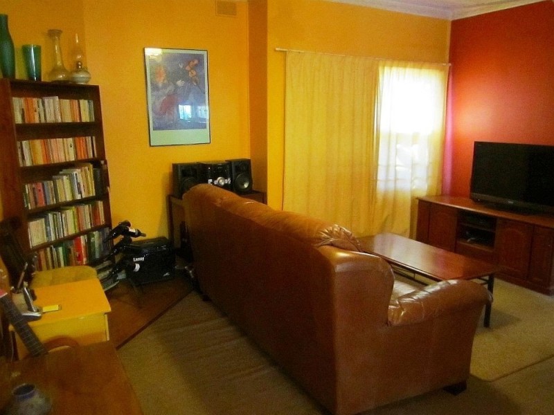 8 Kerry Street, Campbelltown SA 5074