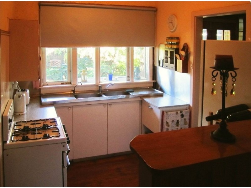 8 Kerry Street, Campbelltown SA 5074