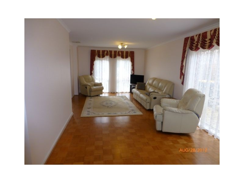 7 Tom Packer Drive, Athelstone SA 5076