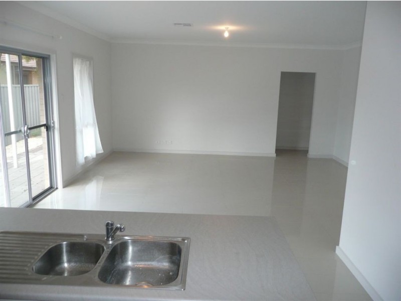 2A Cedar Avenue, Greenacres SA 5086
