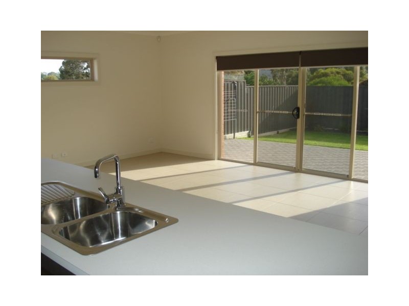 35B Russell Road, Athelstone SA 5076