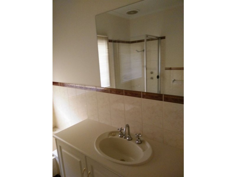 11 Fort Avenue, Kensington Gardens SA 5068