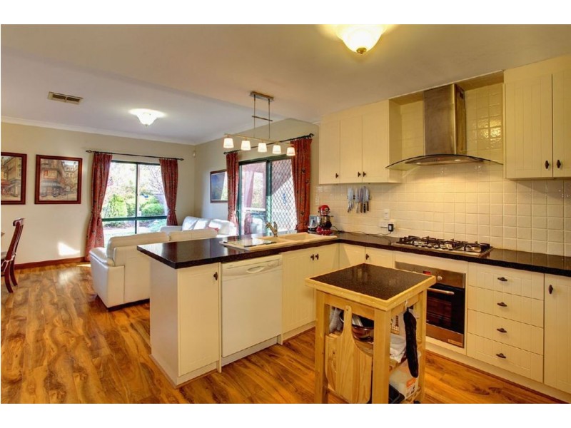 13 Hilltop Drive, Oakden SA 5086