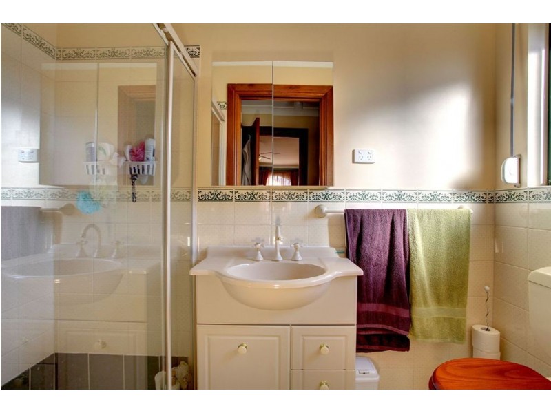 13 Hilltop Drive, Oakden SA 5086