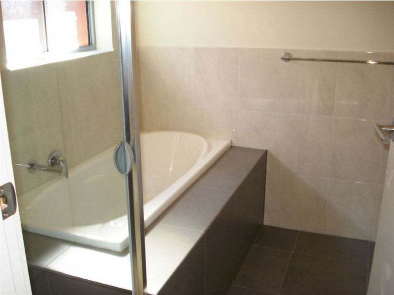 1 & 8/185 Montacute Road, Newton SA 5074