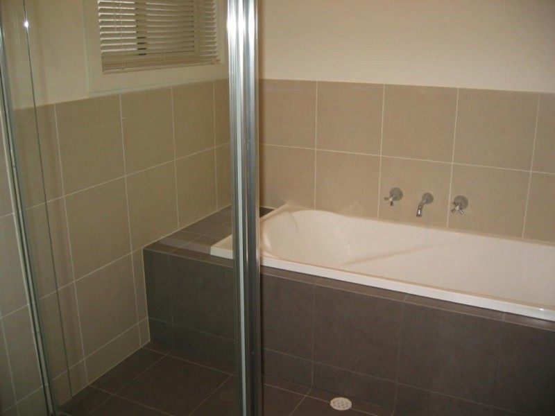 4 Bridgeford Avenue, Greenacres SA 5086