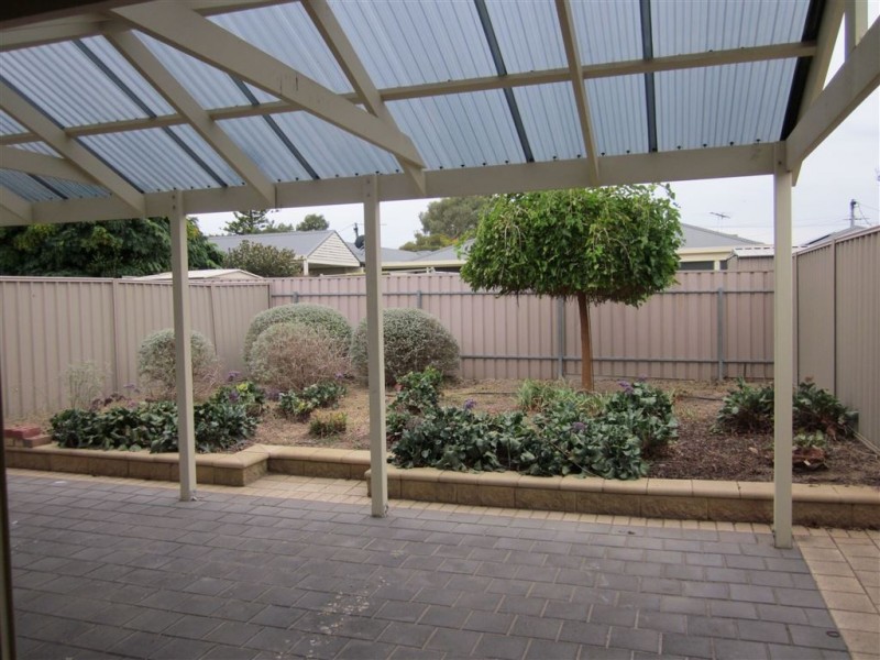 4 Bridgeford Avenue, Greenacres SA 5086