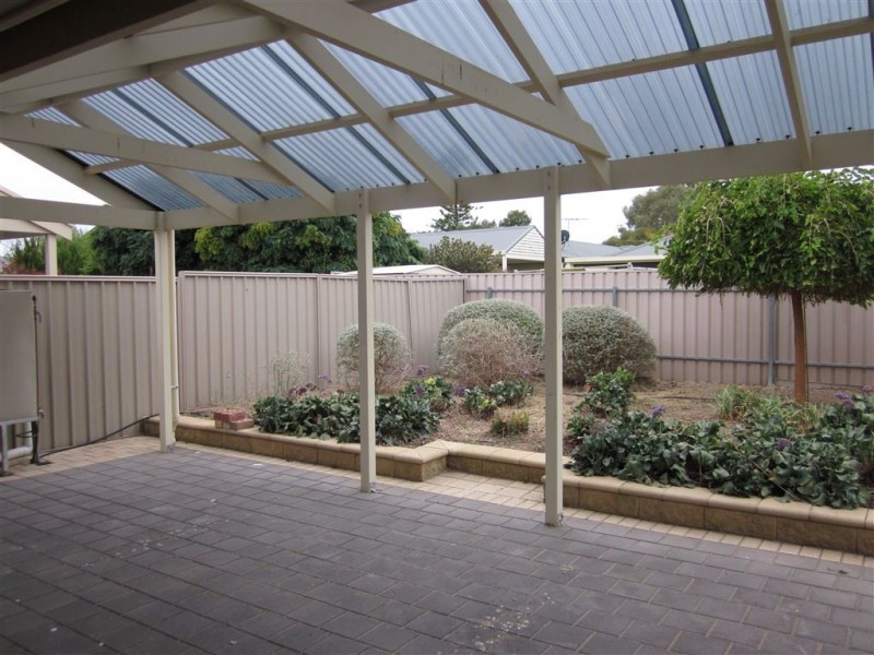 4 Bridgeford Avenue, Greenacres SA 5086