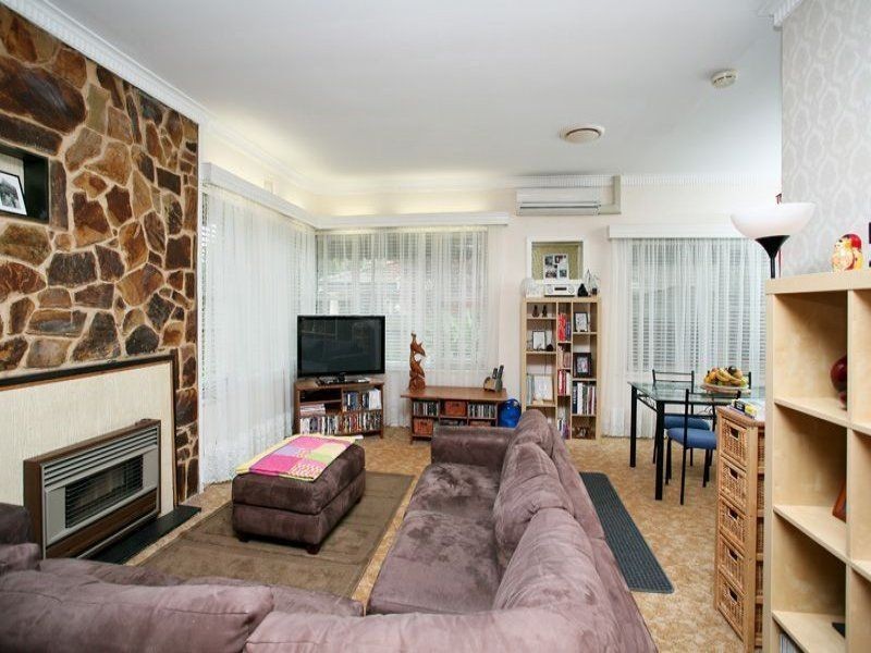 12 Canterbury Avenue, Trinity Gardens SA 5068