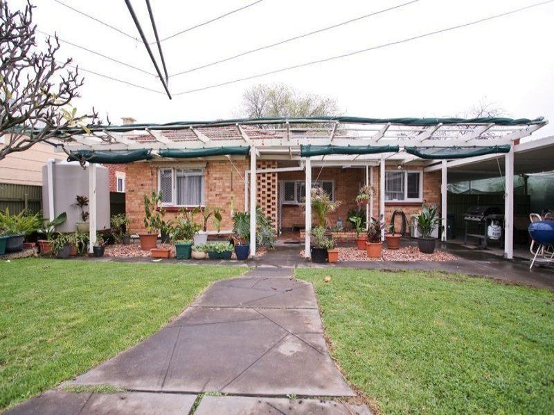 12 Canterbury Avenue, Trinity Gardens SA 5068
