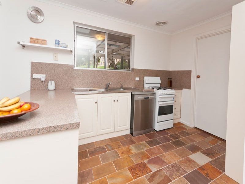 11 Cooinda Crescent, Athelstone SA 5076