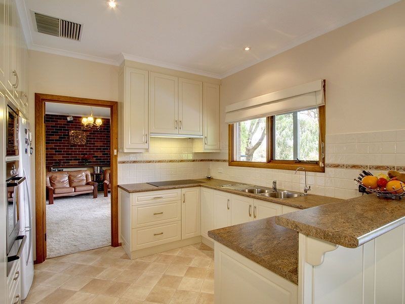 7 Lutana Grove, Dernancourt SA 5075