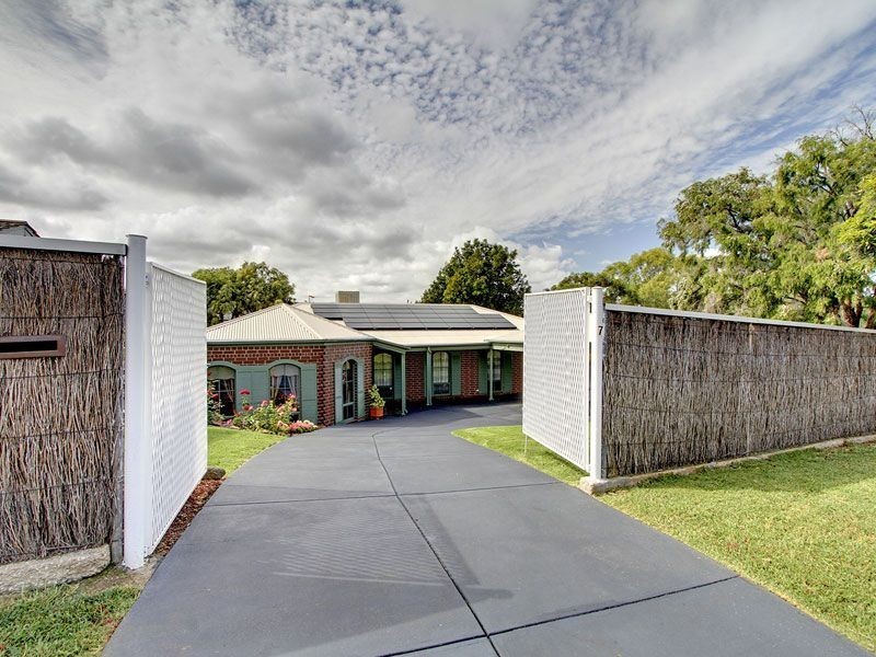 7 Lutana Grove, Dernancourt SA 5075