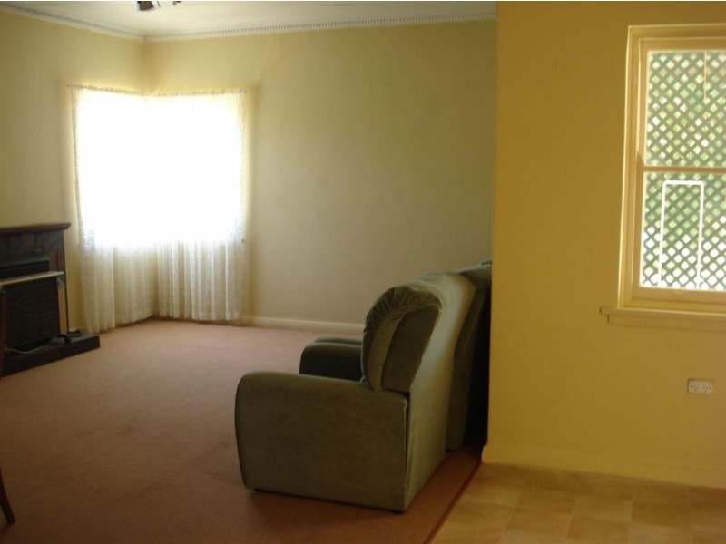 14 Lawrence Avenue, Dernancourt SA 5075