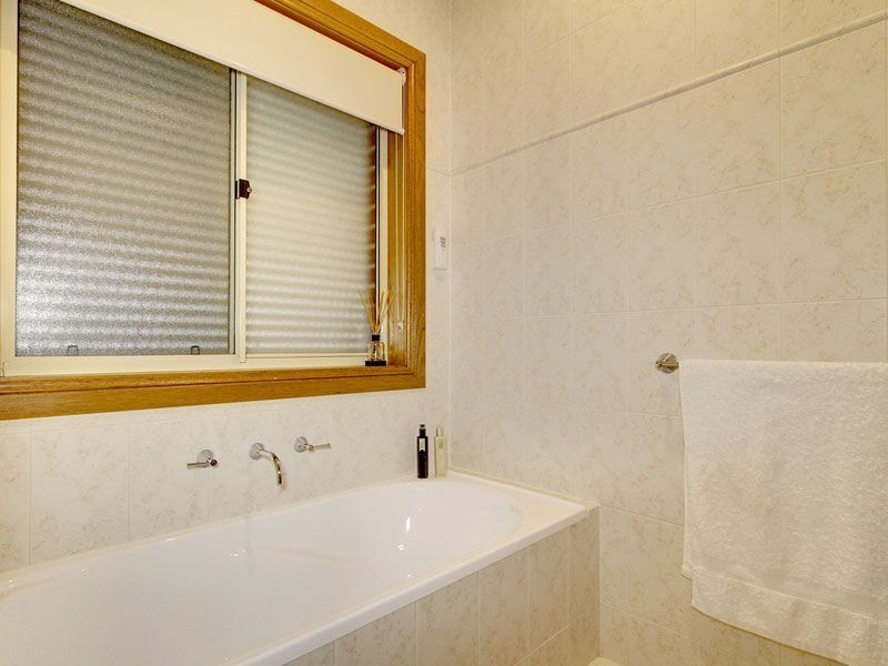 Address Available On Request, Rostrevor SA 5073