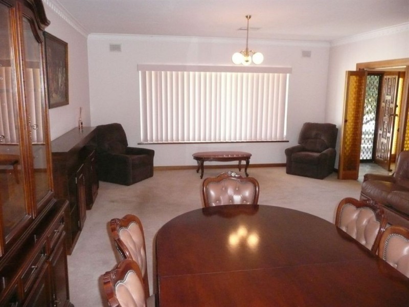 15 Foster Avenue, Paradise SA 5075