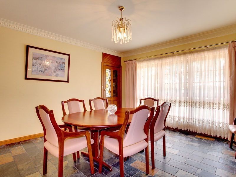 22 Trewren Avenue, Rostrevor SA 5073