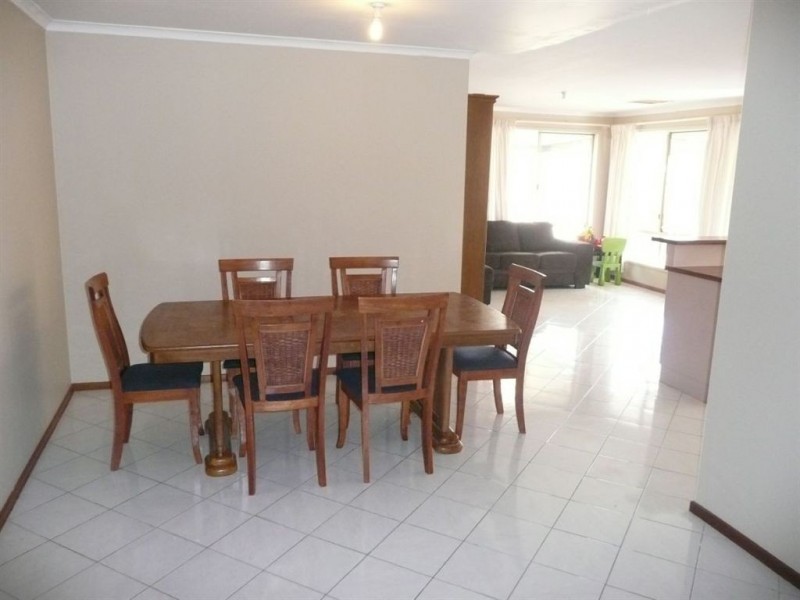 27 Angelo Street, Newton SA 5074