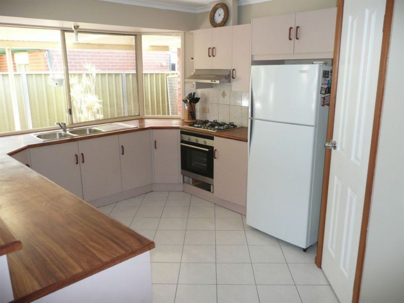 27 Angelo Street, Newton SA 5074