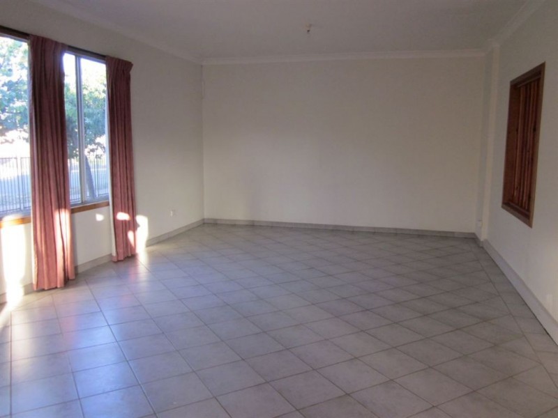 17 Melville Road, Paradise SA 5075