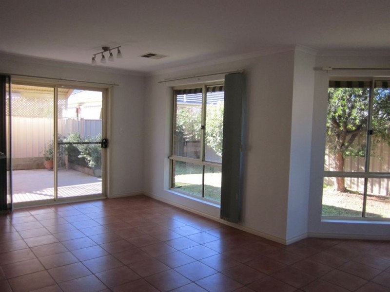 51 Conservatory Circuit, Oakden SA 5086