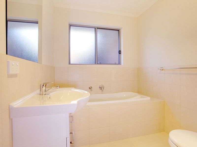 8 Amy Street, Athol Park SA 5012