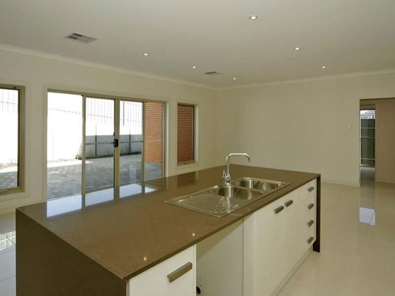 26 Reservoir Road, Paradise SA 5075