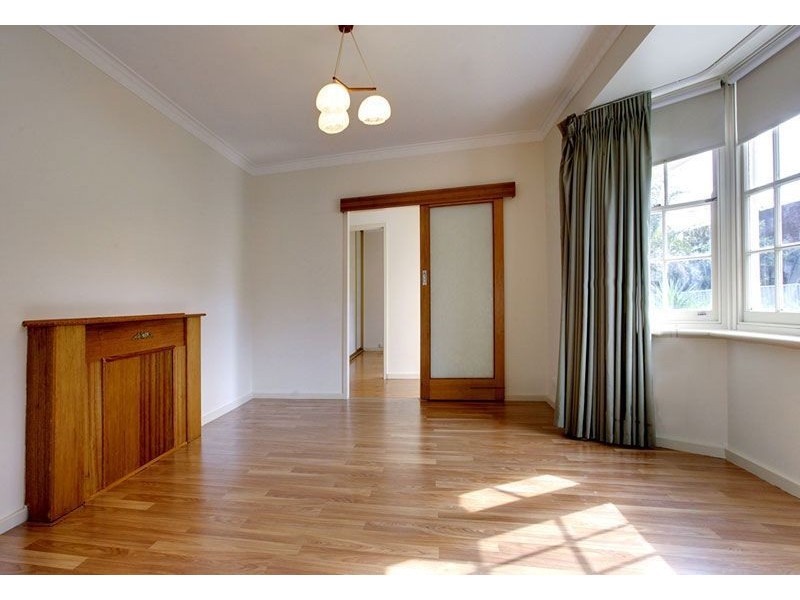14 Kinnear Crescent, Rostrevor SA 5073