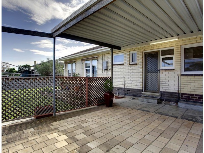 14 Kinnear Crescent, Rostrevor SA 5073
