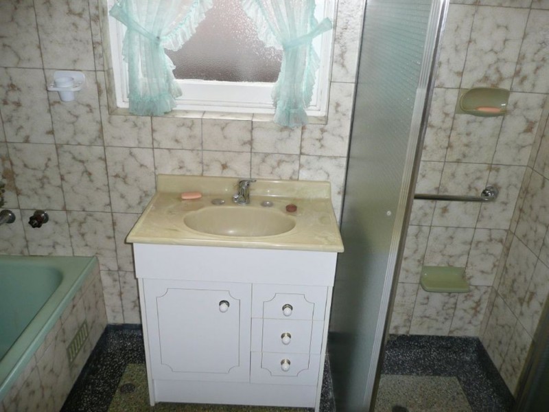 73 Barnes Road, Glynde SA 5070