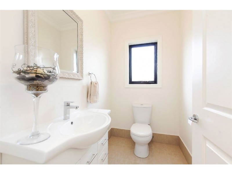 26 Silvermere Avenue, Paradise SA 5075