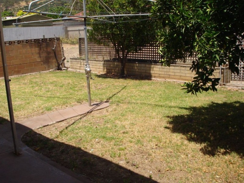 18 Trewren Avenue, Rostrevor SA 5073