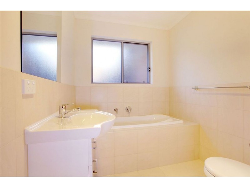 6 Amy Street, Athol Park SA 5012