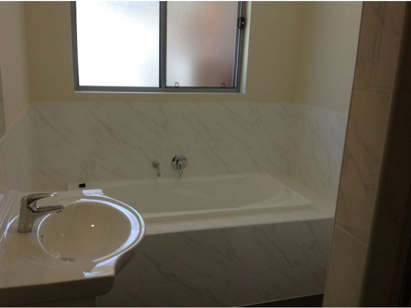 4 Amy Street, Athol Park SA 5012