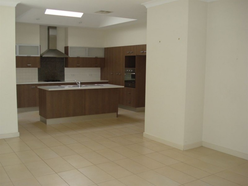 2/421 Payneham Road, Felixstow SA 5070