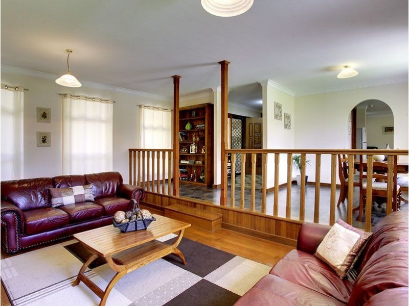 1 Fae Court, Paradise SA 5075