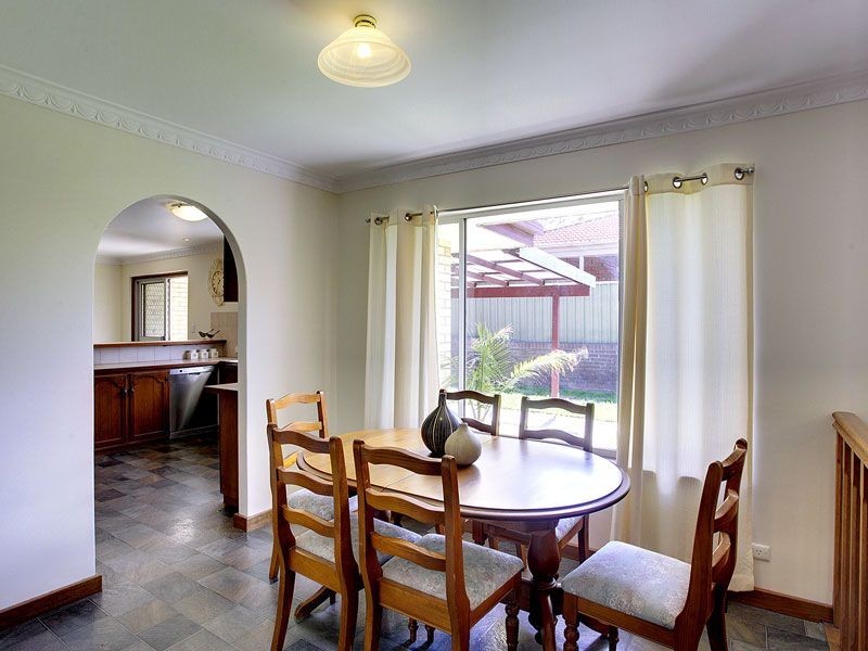 1 Fae Court, Paradise SA 5075