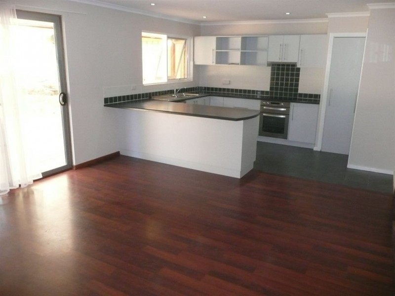 11 Adela Crescent, Athelstone SA 5076